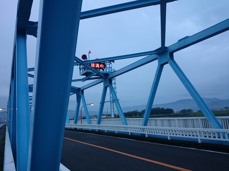 IMG_20150706_050141放流中.jpg